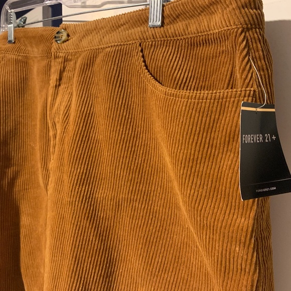 Forever 21 Corduroy Skirt in Camel Size 2X - Picture 5 of 5